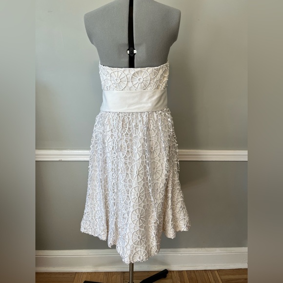 Tibi White Strapless Dress with Crochet Like Overlay Size 8 - Picture 3 of 10
